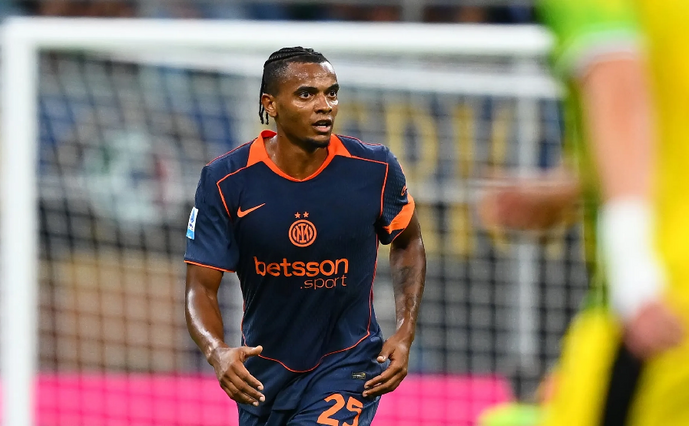 Аканджи: «Переход из Манчестер Сити в Интер в конце трансферного окна был самым сложным моментом»